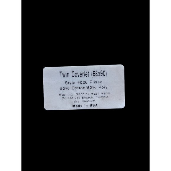 VINTAGE NOS YELLOW MATOUK TWIN COVERLETS - Picture 3 of 3